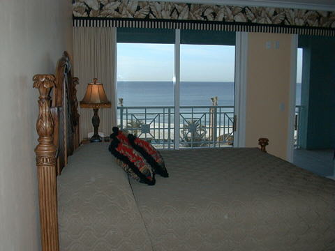 EnSoleil Resort in Panama City, FL  - master bedroom